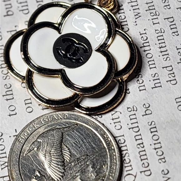 Chanel camellia large pendants on 18 karat gold plated 18 inch chains. - Picture 13 of 15